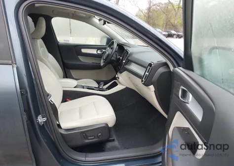 2021 Volvo Xc40 T5 Momentum из США, поврежденный, VIN YV4162UK0M2469977